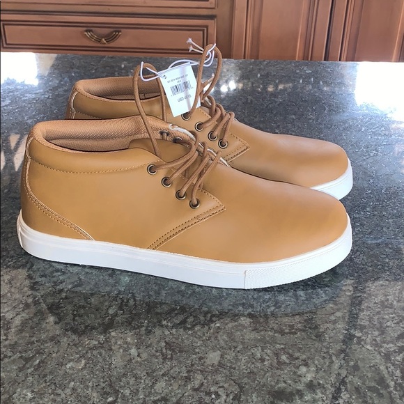 Women’s Sneaker Boot - Picture 1 of 3